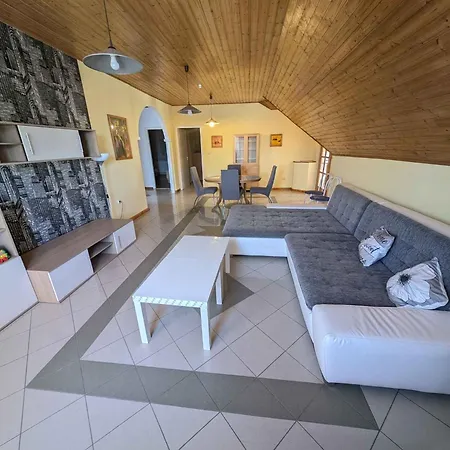 In - Balaton 19638 Casa de Férias *