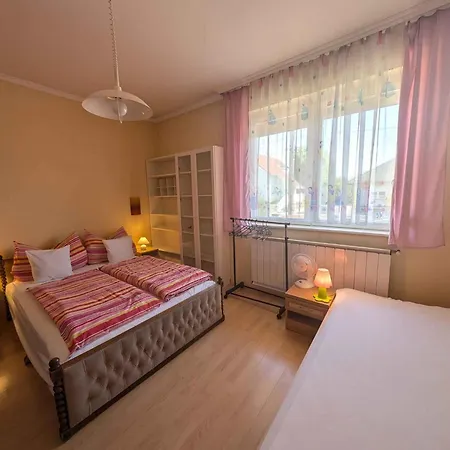 بيت للعطل In - Balaton 19638