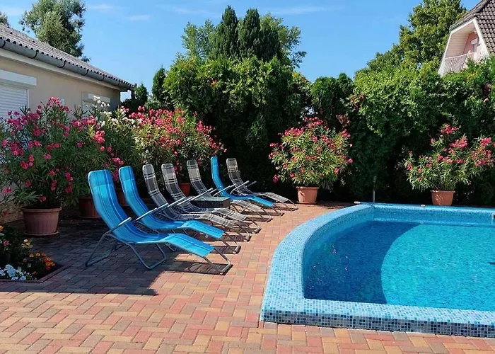 In - Balaton 19638 Casa de Férias